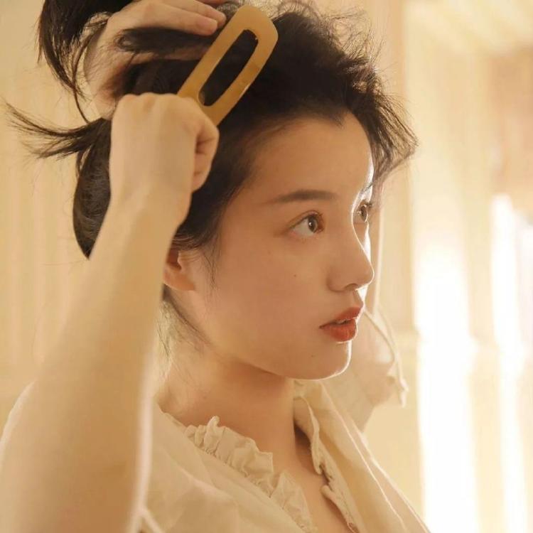 松尾谕（饰 未知角色） - 恐怖电影无删减在线观看 - APP追剧
